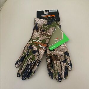New Sitka Gore Traverse Subalpine Optifade Concealment camo gloves men’s M